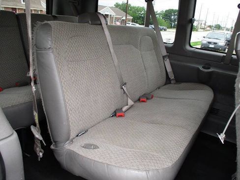 Used 2020 Chevrolet Express 2500 LS w/ Driver Convenience Package RWD image 31