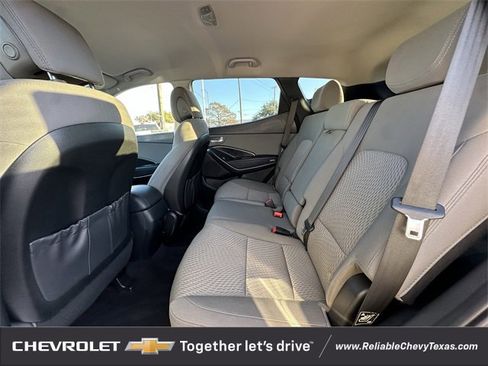 Used 2017 Hyundai Santa Fe Sport image 29