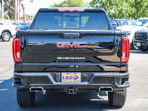 Used 2020 GMC Sierra 1500 AT4 w/ AT4 Premium Package image 3