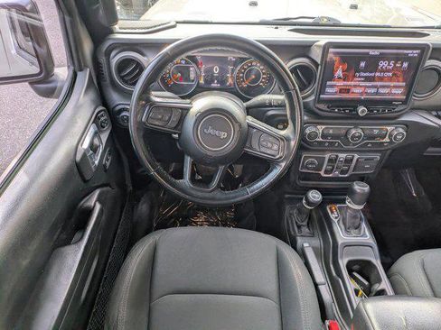 Certified 2021 Jeep Gladiator Sport image 13