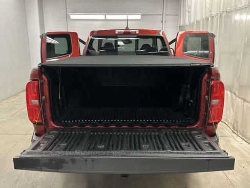 Used 2016 Chevrolet Colorado Z71 AWD/4WD image 16