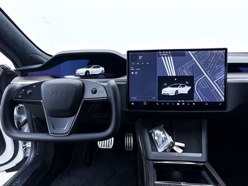 Used 2022 Tesla Model S image 15