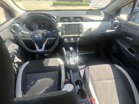 Used 2021 Nissan Versa SV FWD image 17