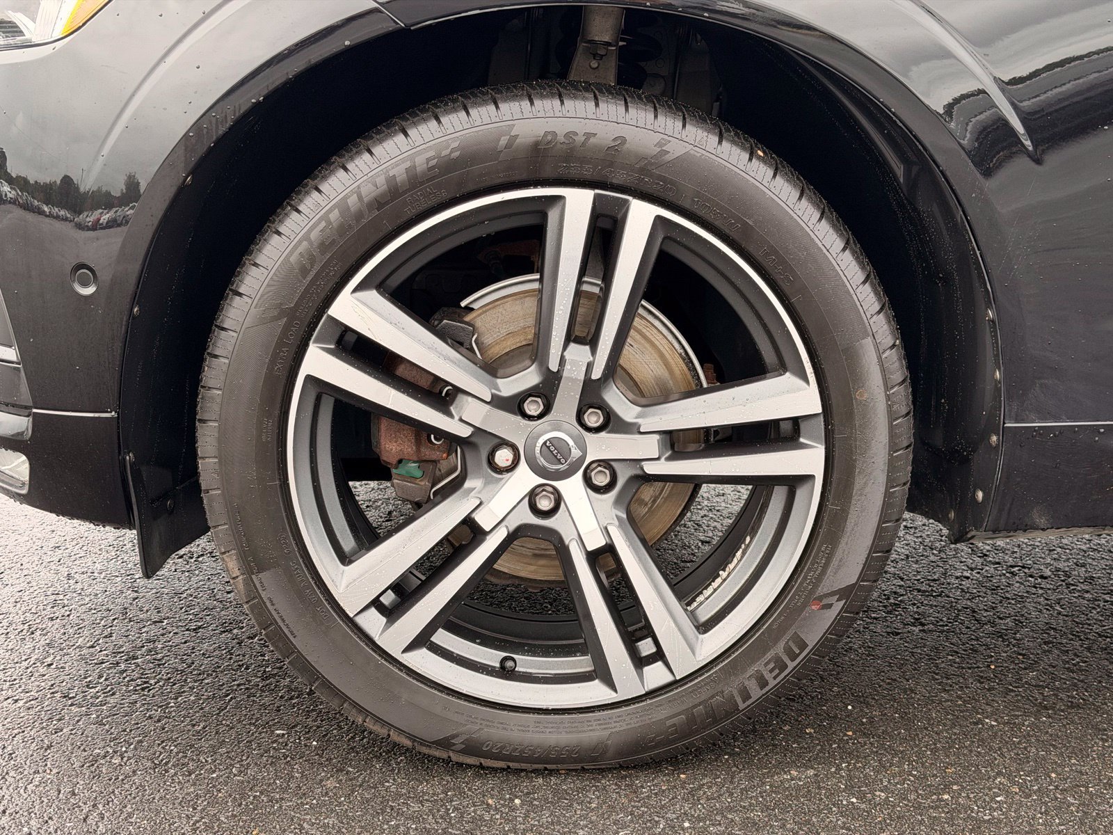 Used 2019 Volvo XC60 T5 Momentum w/ Multimedia Package AWD/4WD image 15