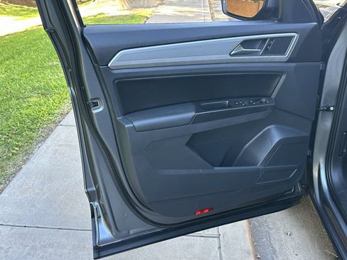 Used 2019 Volkswagen Atlas SE FWD image 45