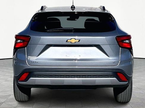 Certified 2024 Chevrolet Trax LT w/ LT Convenience Package image 8