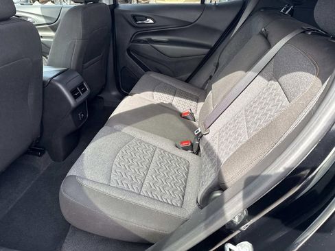 Used 2023 Chevrolet Equinox LT w/ Driver Convenience Package image 15