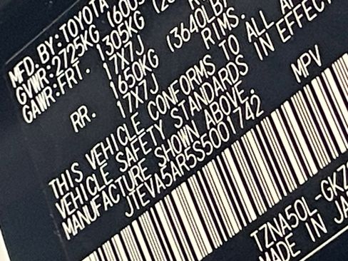 Used 2025 Toyota 4Runner SR5 image 28