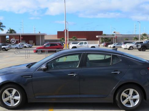 Used 2015 Kia Optima LX FWD image 2