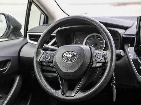 Certified 2022 Toyota Corolla LE w/ Carpet Mat Package (TMS) FWD image 16