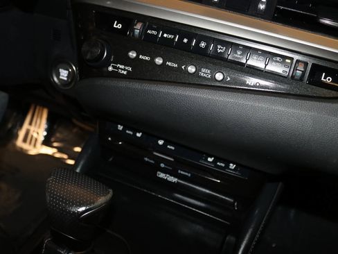 Used 2020 Lexus ES 350 F Sport w/ Accessory Package 2 FWD image 36