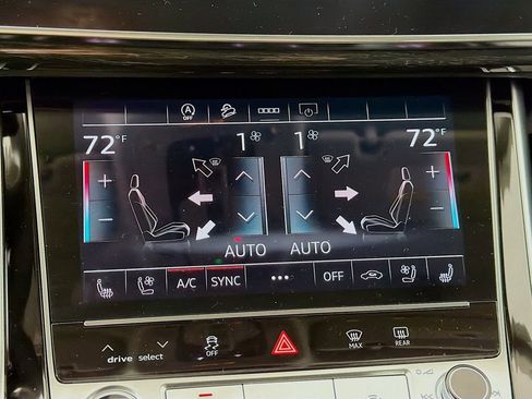 Used 2025 Audi Q8 Premium Plus image 17