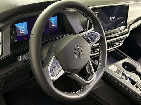 New 2026 Volkswagen Atlas Cross Sport SE AWD/4WD image 18