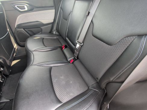 Used 2024 Jeep Compass Latitude AWD/4WD image 26