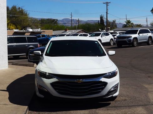 Used 2024 Chevrolet Malibu LT image 16