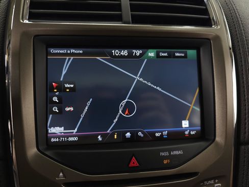 Used 2013 Lincoln MKX AWD image 21