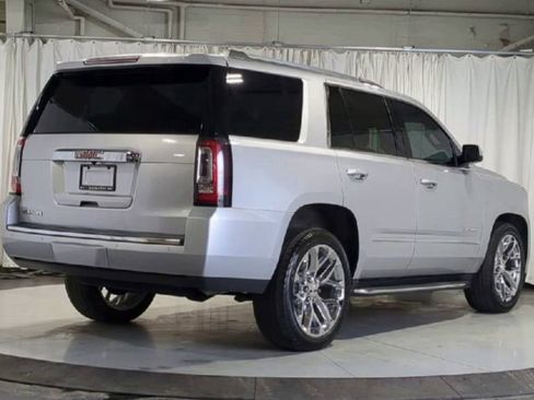Used 2020 GMC Yukon Denali AWD/4WD image 10
