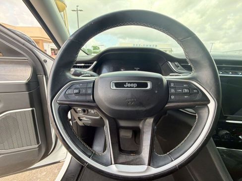 Used 2021 Jeep Grand Cherokee L Limited image 14