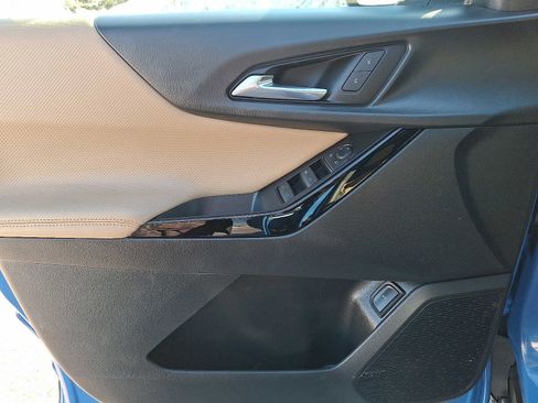 Used 2025 Chevrolet Equinox ACTIV w/ Safety and Technology Package image 12