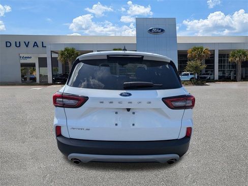 Used 2024 Ford Escape Active image 4