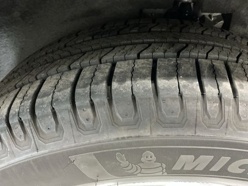 Used 2021 Ford Edge SEL image 35