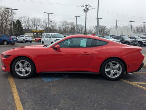 New 2026 Ford Mustang Coupe image 3