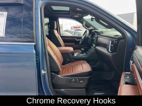 Used 2025 GMC Sierra 1500 Denali Ultimate image 38