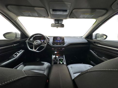 Used 2021 Nissan Altima 2.5 SV image 13