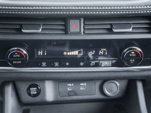 Used 2026 Nissan Rogue SV image 28