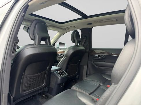 Used 2016 Volvo XC90 T6 Momentum w/ Momentum Plus Package AWD/4WD image 25