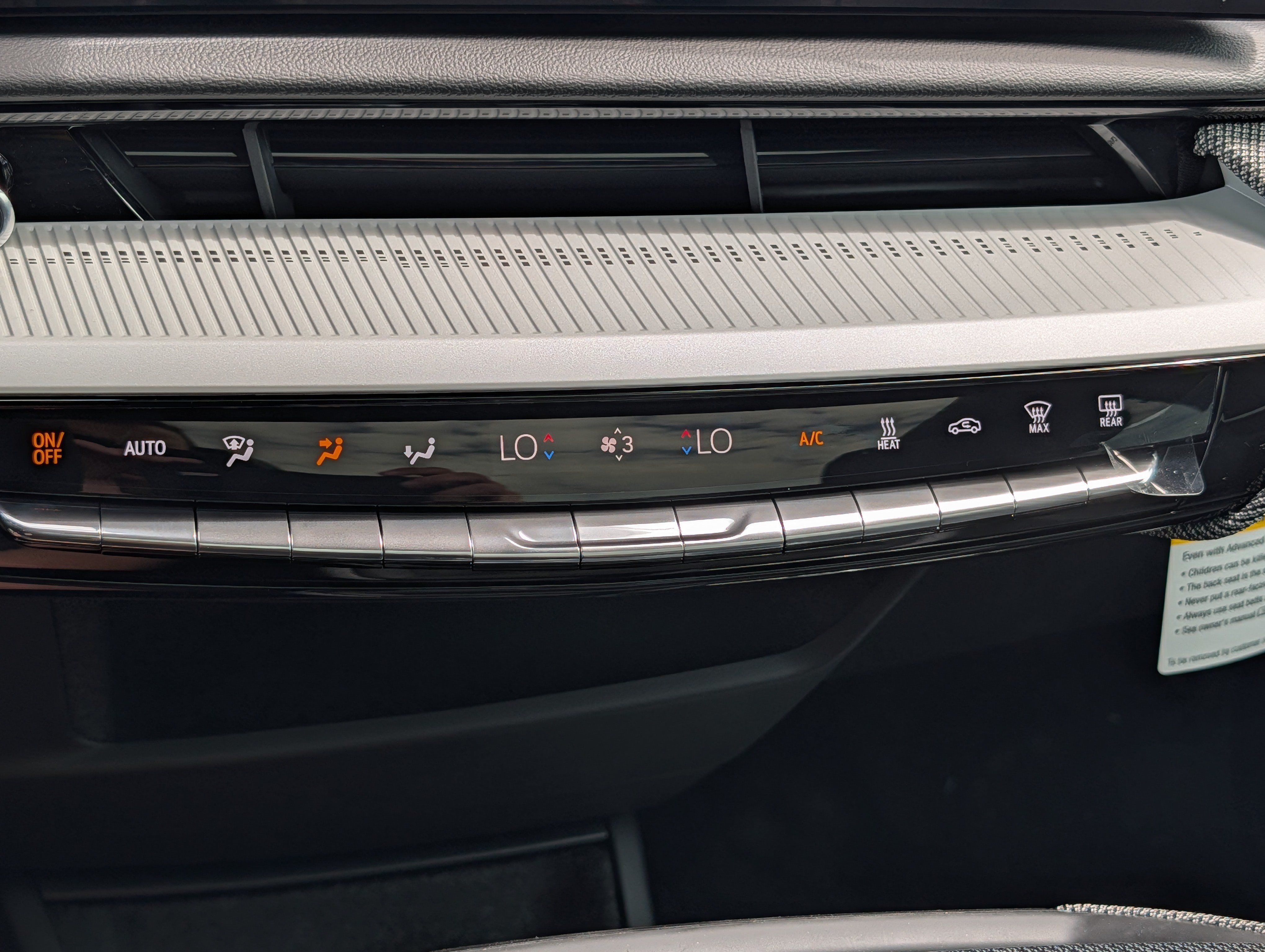 Used 2026 Cadillac Optiq Sport 1 w/ LPO, Floor Liner Package AWD/4WD image 22