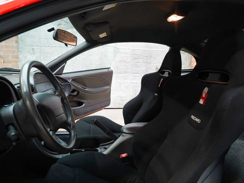 Used 2000 Ford Mustang Cobra RWD image 41