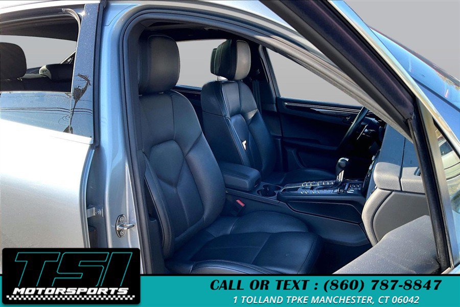 Used 2021 Porsche Macan S AWD/4WD image 7