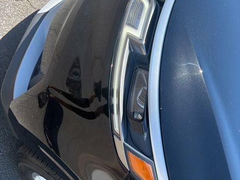 Used 2024 Kia Carnival LX FWD image 16