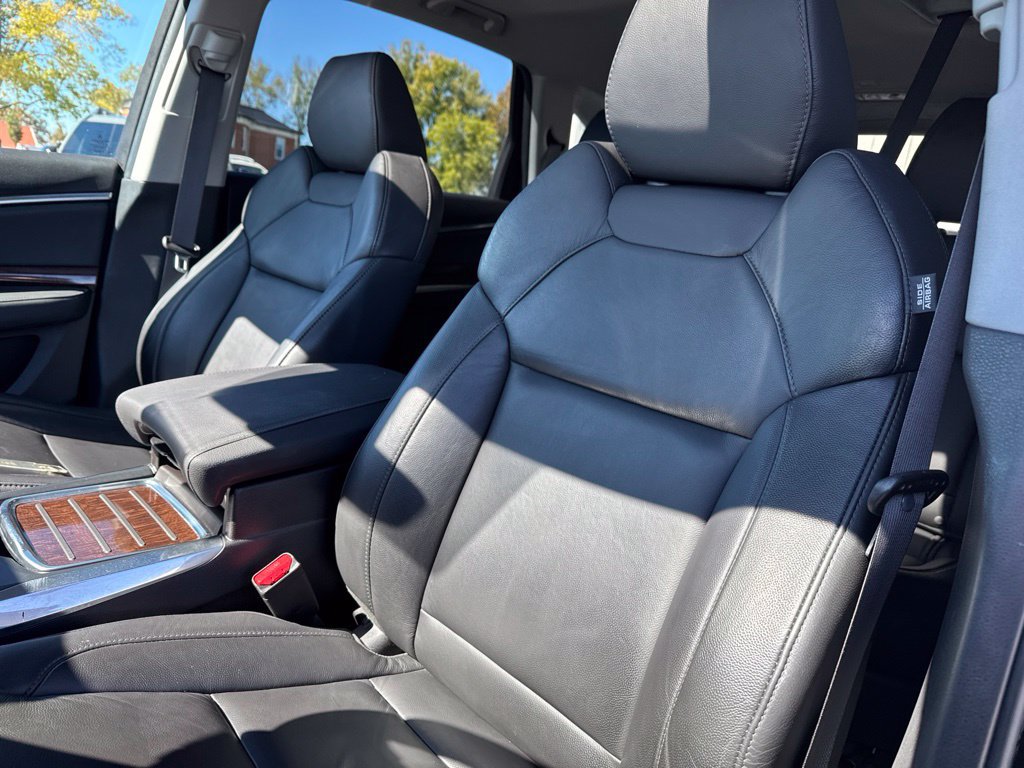 Certified 2018 Acura MDX w/ Technology Package FWD image 31