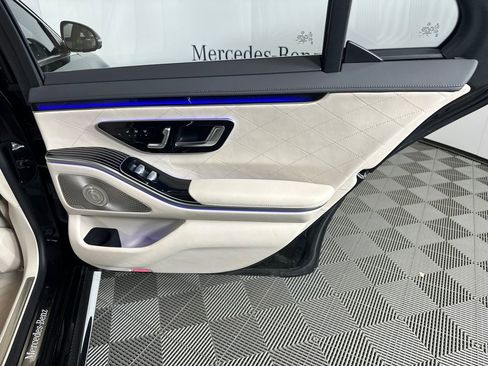 Certified 2023 Mercedes-Benz S 580 4MATIC Sedan image 18