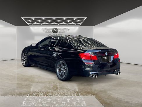 Used 2014 BMW M5 image 3