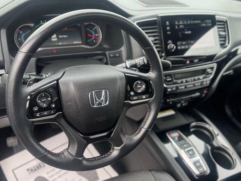 Used 2022 Honda Pilot Black Edition image 15