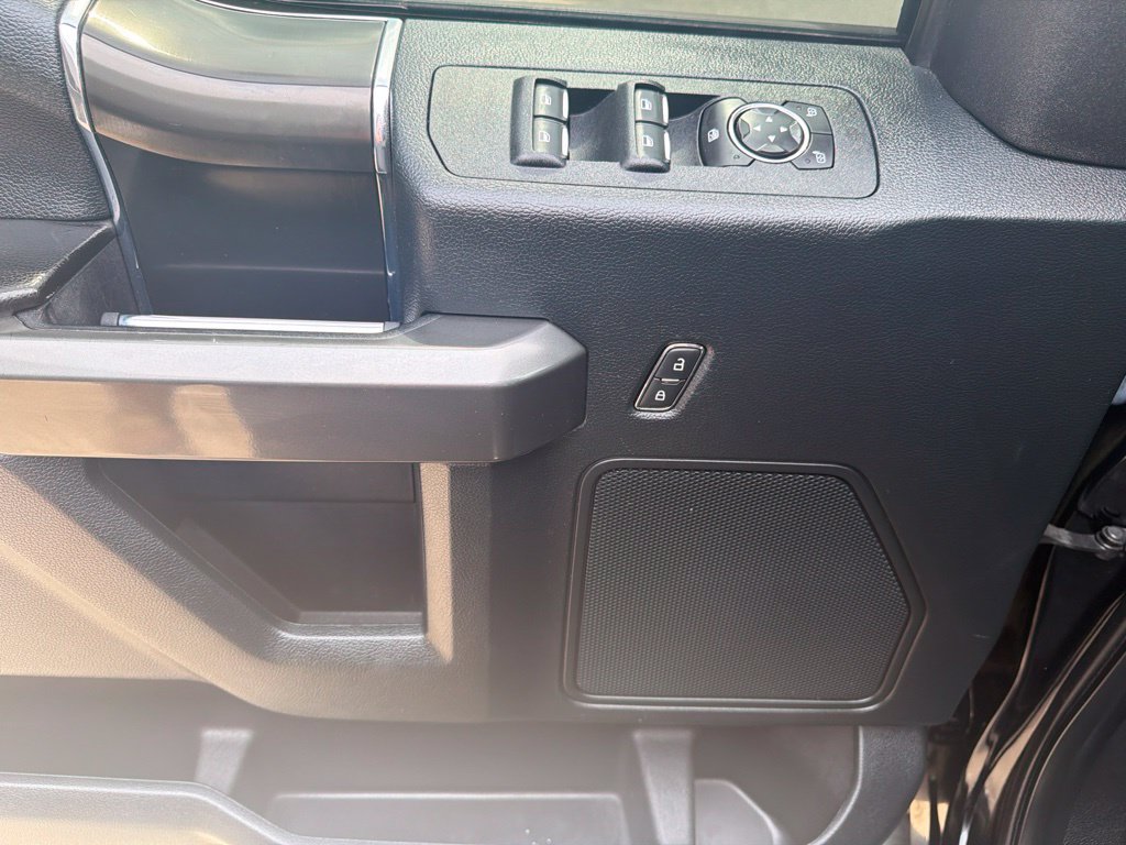 Used 2018 Ford F150 XLT w/ Equipment Group 302A Luxury AWD/4WD image 23