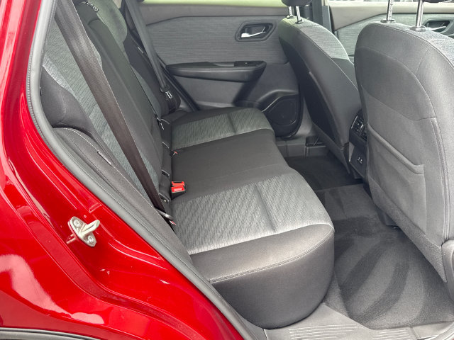 Used 2023 Nissan Rogue SV FWD image 15