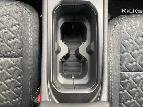 New 2026 Nissan Kicks SV w/ Cold Weather Package FWD image 10