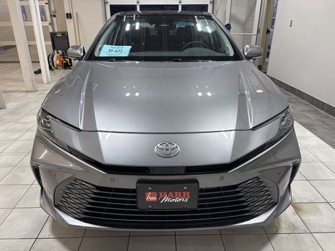 New 2025 Toyota Camry XLE image 6