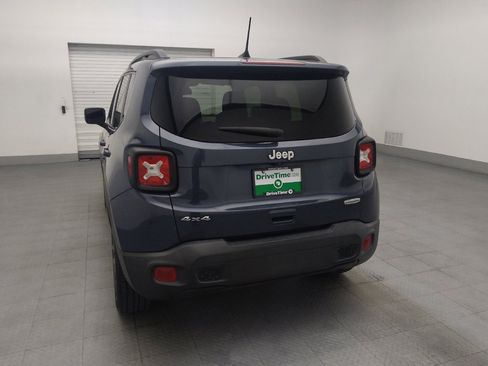 Used 2021 Jeep Renegade Latitude w/ Convenience Group AWD/4WD image 6