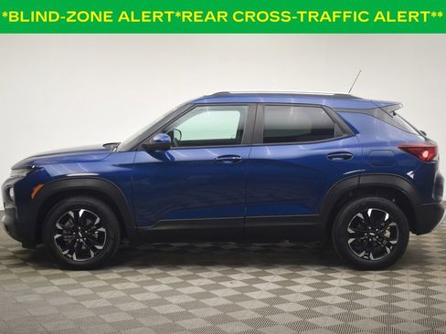 Used 2022 Chevrolet TrailBlazer LT w/ Driver Confidence Package FWD image 11