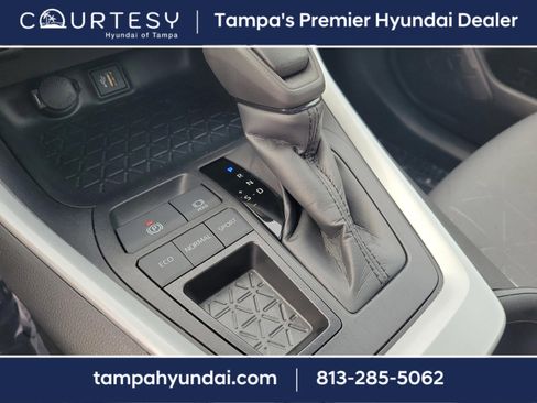 Used 2024 Toyota RAV4 XLE image 33