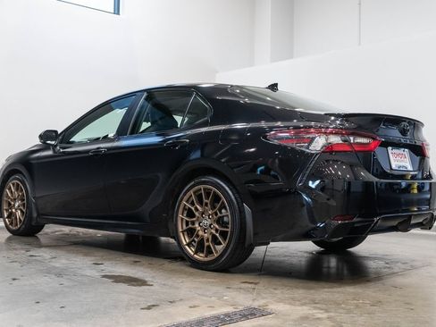Used 2023 Toyota Camry SE AWD/4WD image 7