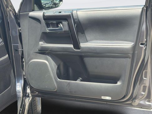 Used 2020 Toyota 4Runner Nightshade AWD/4WD image 32