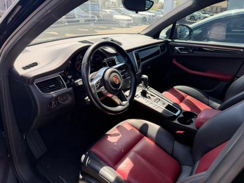 Used 2018 Porsche Macan Sport Edition AWD/4WD image 6