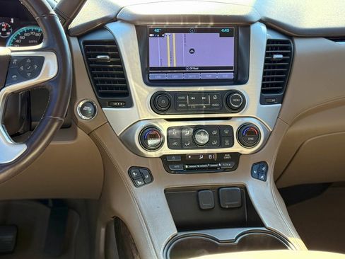 Used 2017 GMC Yukon XL SLT w/ Open Road Package image 24