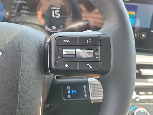 New 2026 Hyundai Santa Fe SE FWD image 8